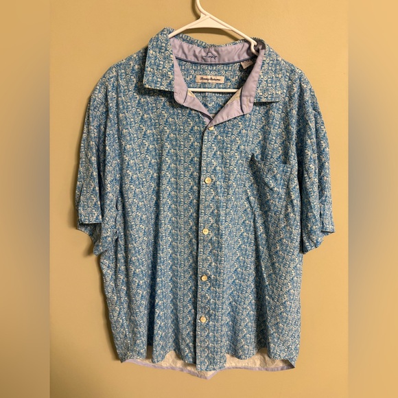 Tommy Bahama Other - Tommy Bahama 100% Silk Button Down Shirt Size XL Blue Tropical Hawaiian Beach